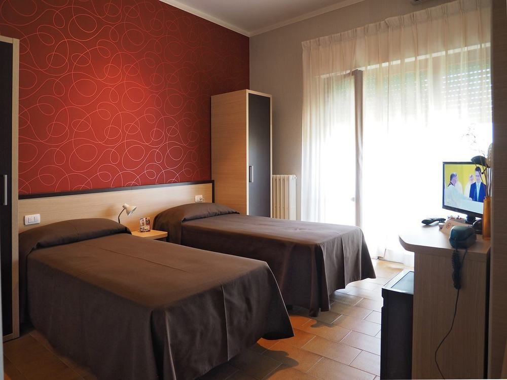 Hotel Velus Civitanova Marche Zewnętrze zdjęcie